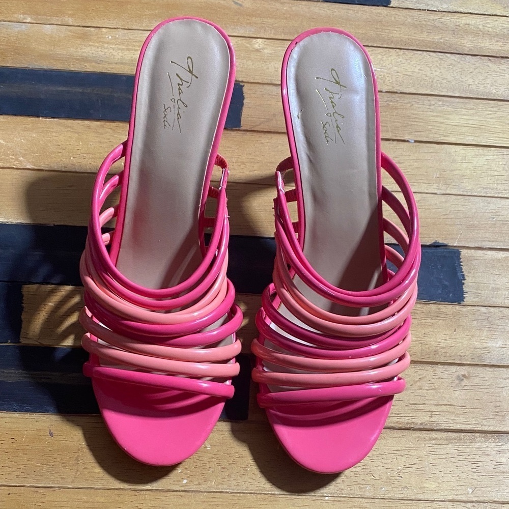 Thalia Sodi Women’s Pink Strappy Slide Sandals – Size 8 T-10